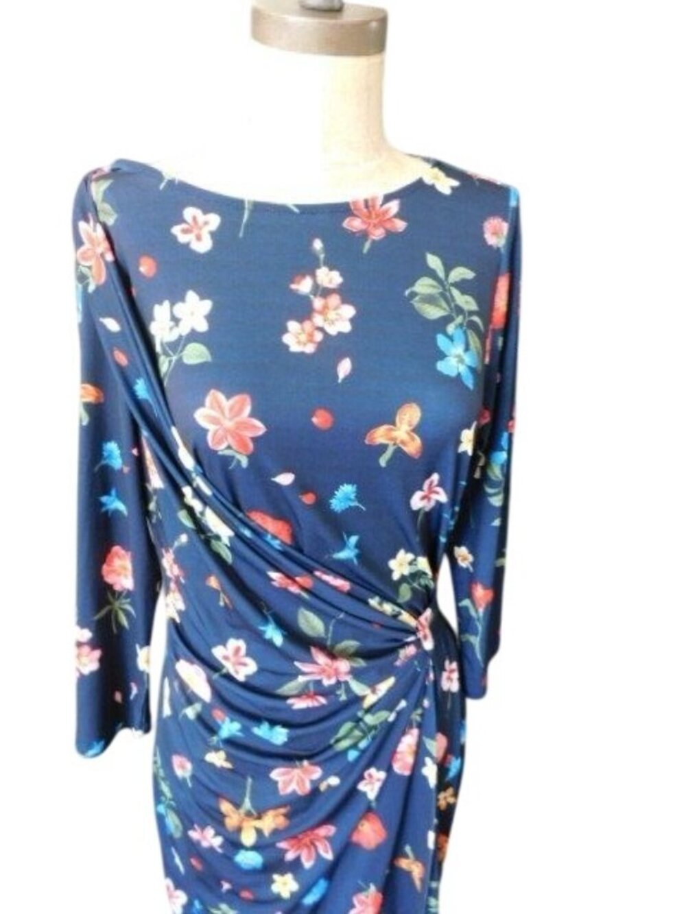 Tahari Size 10 Stretchy Floral Print Navy Classic Dress - Picture 2 of 3